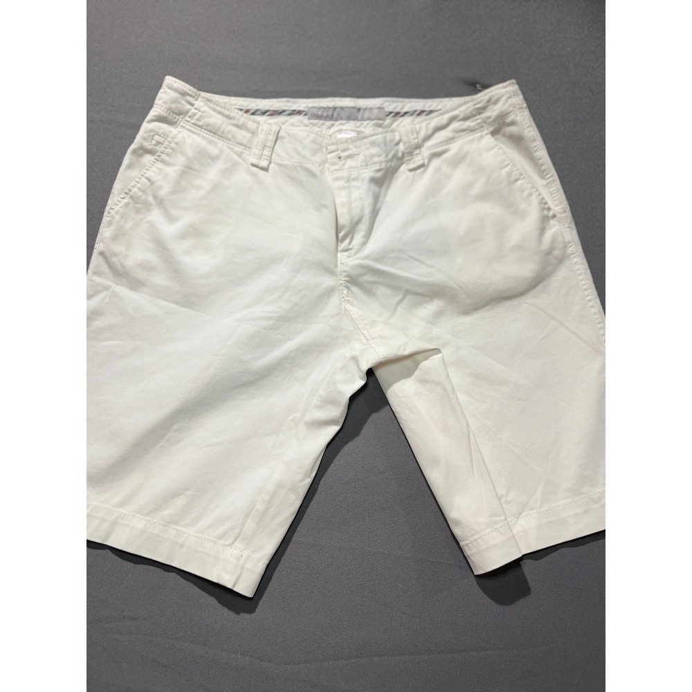 Old Navy Womens White Low Rise Bermuda Chino Shorts Size 10 Stretch Cotton -0138